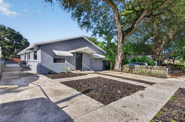 5715 GARFIELD Street, Hollywood FL 33021 - Hollywood, FL - Photo 3