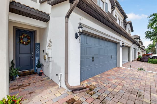 4601 SAN FRATELLO Circle, Lake Worth FL 33467 - Lake Worth, FL - Photo 4