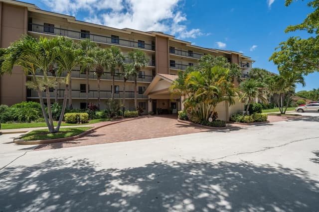 901 SEAFARER Circle # 306, Jupiter FL 33477 - Jupiter, FL - Photo 2