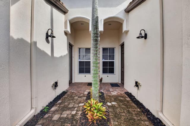 14664 Barletta Way, Delray Beach FL 33446 - Delray Beach, FL - Photo 3