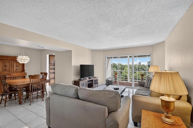 3597 Birdie Drive # C, Lake Worth FL 33467 - Lake Worth, FL - Photo 5