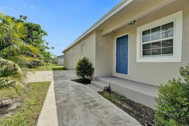 2910 NW 25th St, Fort Lauderdale FL 33311 - Fort Lauderdale, FL - Photo 3