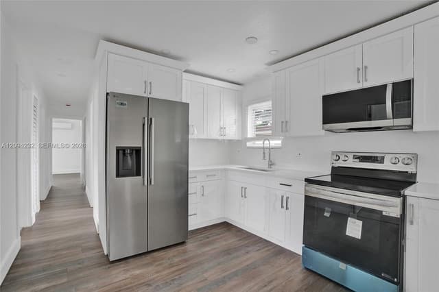 2910 NW 25th St, Fort Lauderdale FL 33311 - Fort Lauderdale, FL - Photo 4