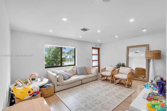 6021 SW 17th St, Miami FL 33155 - Miami, FL - Photo 6