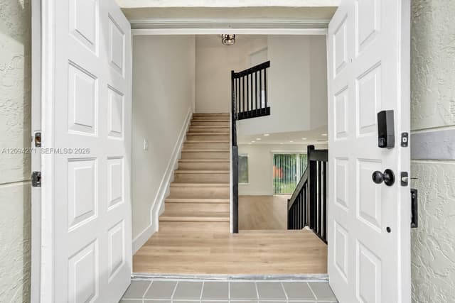 8741 SW 10th St, Pembroke Pines FL 33025 - Pembroke Pines, FL - Photo 4