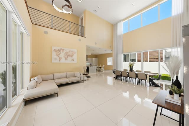 7525 NW 103rd Pl, Doral FL 33178 - Doral, FL - Photo 7