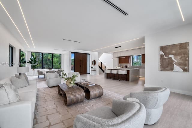 908 Tyler St, Hollywood FL 33019 - Hollywood, FL - Photo 4