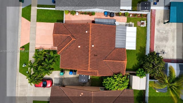 2421 SW 142nd Pl, Miami FL 33175 - Miami, FL - Photo 5