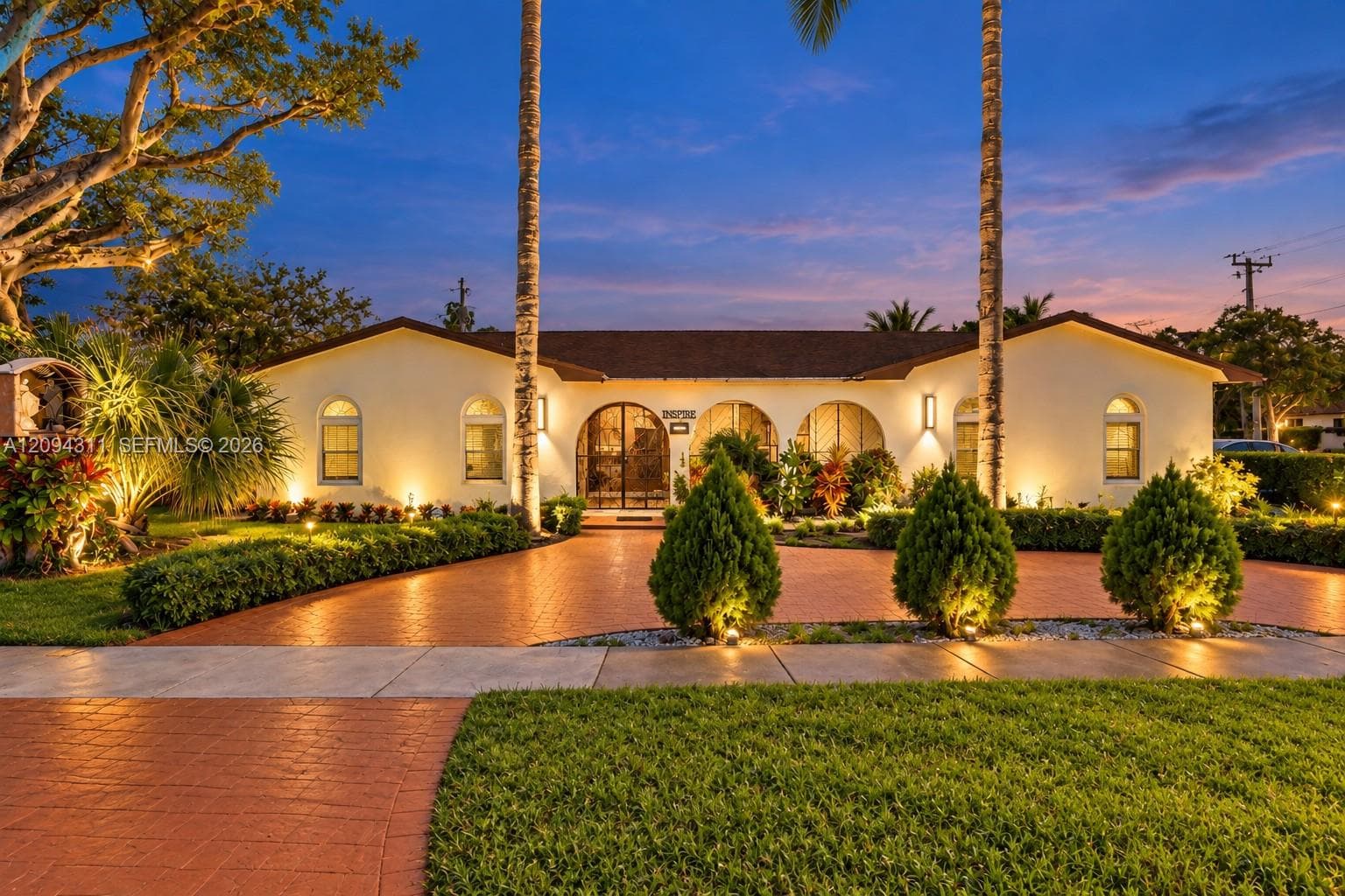 19901 Highland Lakes Blvd, Miami FL 33179 - Miami, FL - Photo 1