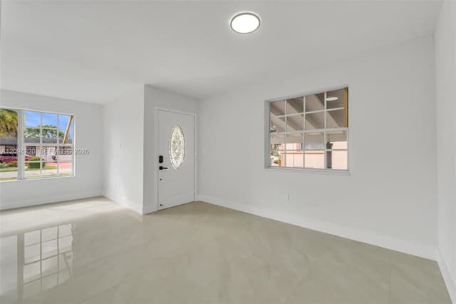 2637 Nassau Dr, Miramar FL 33023 - Miramar, FL - Photo 6