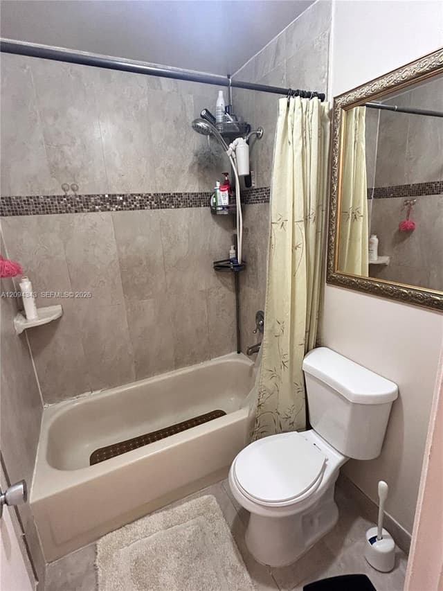 7030 NW 179th St # 205, Hialeah FL 33015 - Hialeah, FL - Photo 7