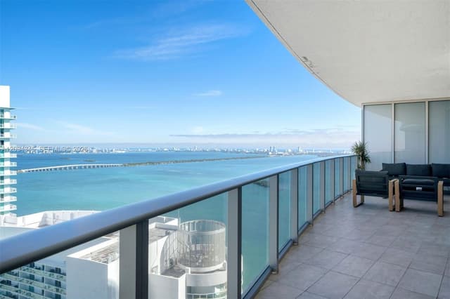 488 NE 18th St # 4805, Miami FL 33132 - Miami, FL - Photo 3