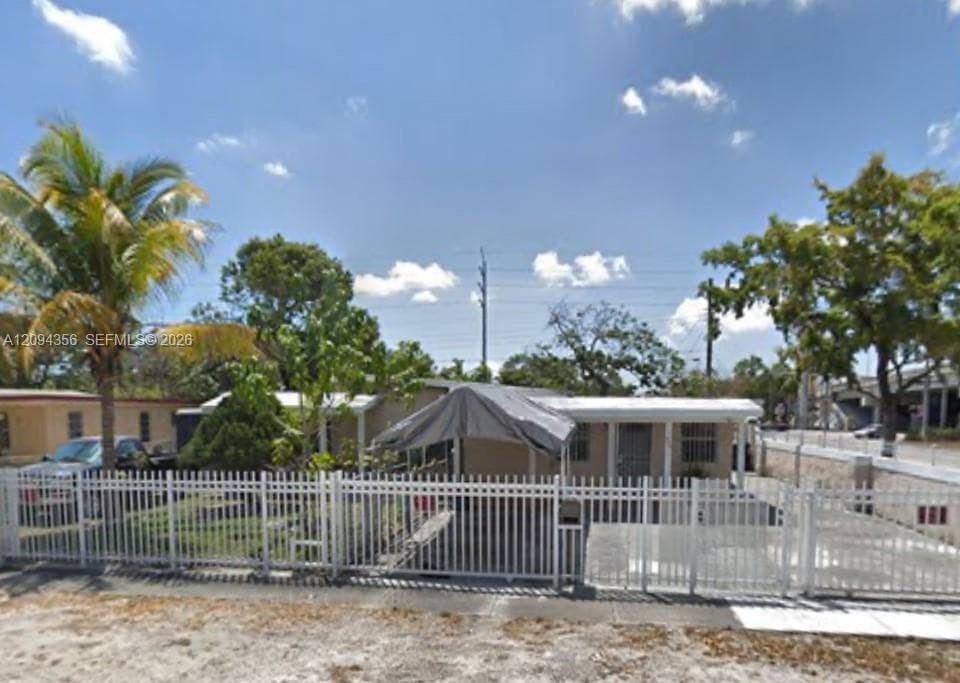 580 NW 136th St, North Miami FL 33168 - North Miami, FL - Photo 1