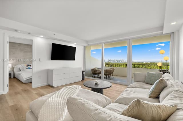 155 Ocean Lane Dr # 1002, Key Biscayne FL 33149 - Key Biscayne, FL - Photo 2