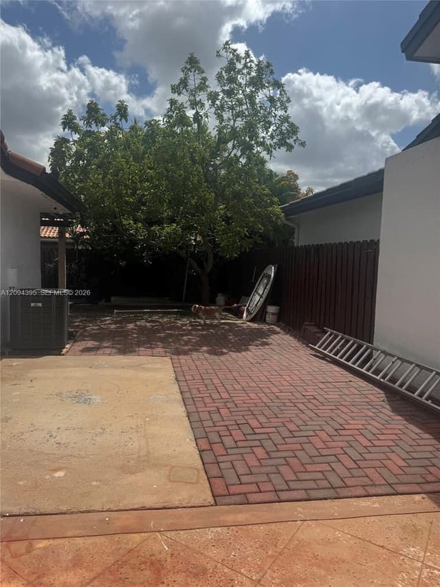 811 NW 133rd Ct, Miami FL 33182 - Miami, FL - Photo 2