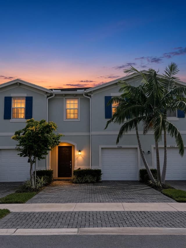 4180 Lagoon Shore Drive, Lake Worth FL 33467 - Lake Worth, FL - Photo 3