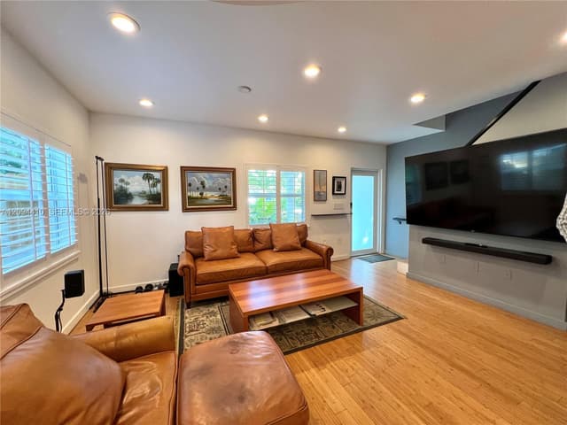 3158 Carter St, Miami FL 33133 - Miami, FL - Photo 4