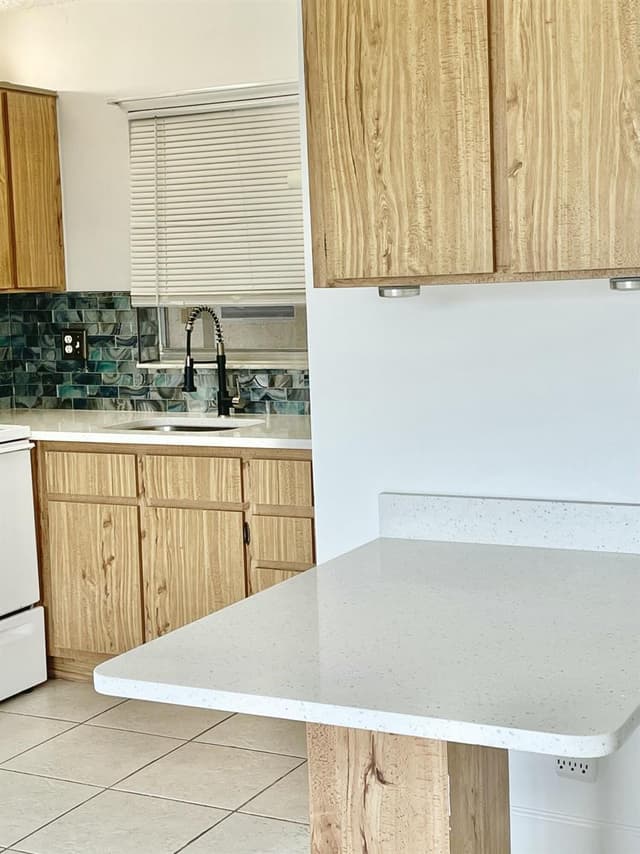 3822 N University Drive, Coral Springs FL 33065 - Coral Springs, FL - Photo 4