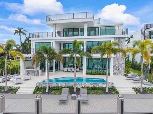 350 Circle Dr, Pompano Beach FL 33062 - Pompano Beach, FL - Photo 6
