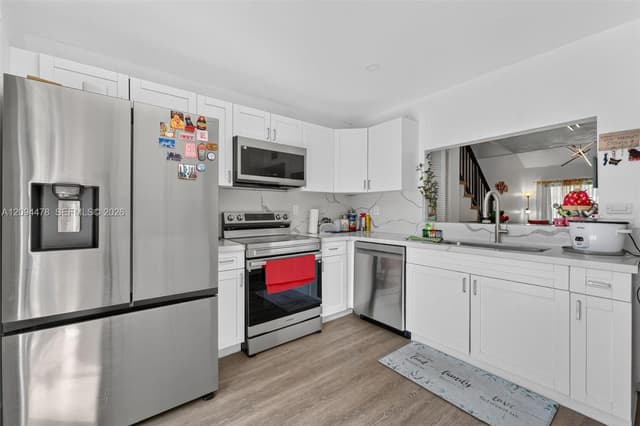 460 NE 211th Ter, Miami FL 33179 - Miami, FL - Photo 6