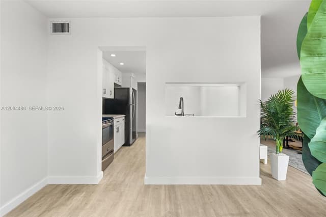 16565 NE 26th Ave # 4D, North Miami Beach FL 33160 - North Miami Beach, FL - Photo 7