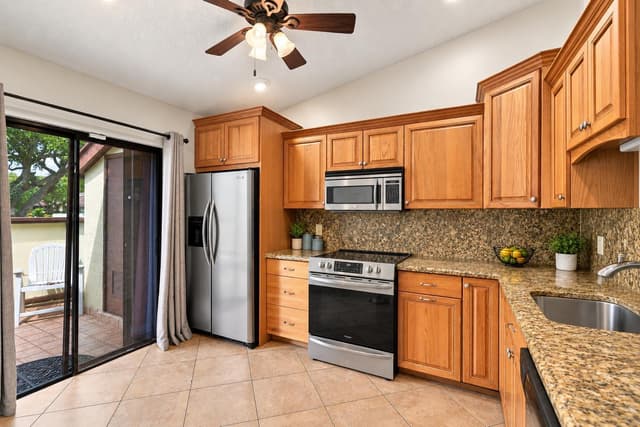 459 KNOLLWOOD Court # 459, Royal Palm Beach FL 33411 - Royal Palm Beach, FL - Photo 5