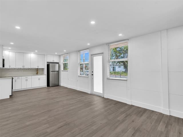 2805 NW 7th Ct, Fort Lauderdale FL 33311 - Fort Lauderdale, FL - Photo 5