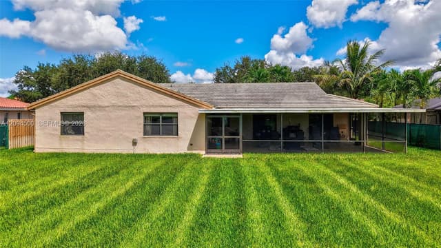 15600 Huntridge Rd, Davie FL 33331 - Davie, FL - Photo 4
