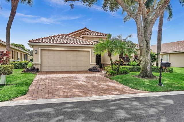 13818 Via Nidia, Delray Beach FL 33446 - Delray Beach, FL - Photo 2