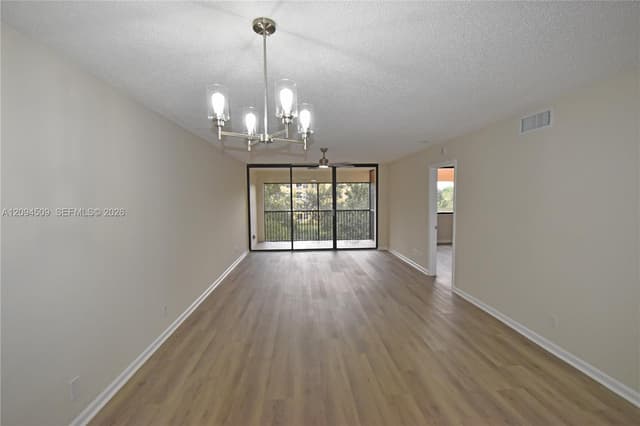 8592 W Sunrise Blvd # 303, Plantation FL 33322 - Plantation, FL - Photo 6