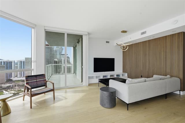 244 Biscayne Blvd # 4103, Miami FL 33132 - Miami, FL - Photo 5