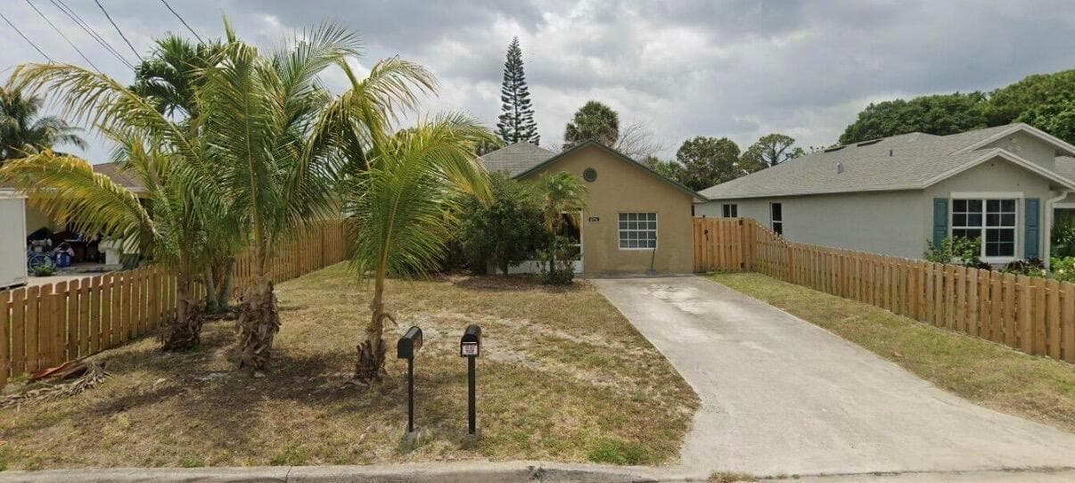 6774 4th Street, Jupiter FL 33458 - Jupiter, FL - Photo 1