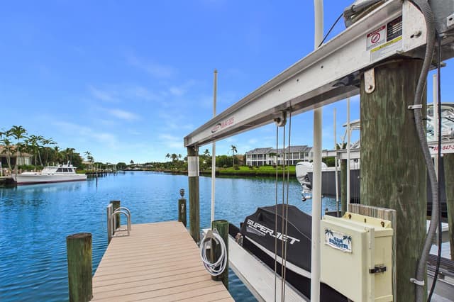 501 Captains Way, Jupiter FL 33477 - Jupiter, FL - Photo 3
