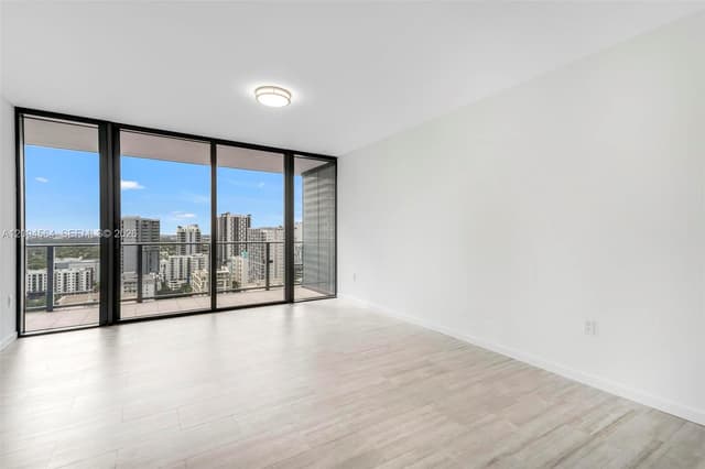 1000 Brickell Plaza # 2304, Miami FL 33131 - Miami, FL - Photo 3