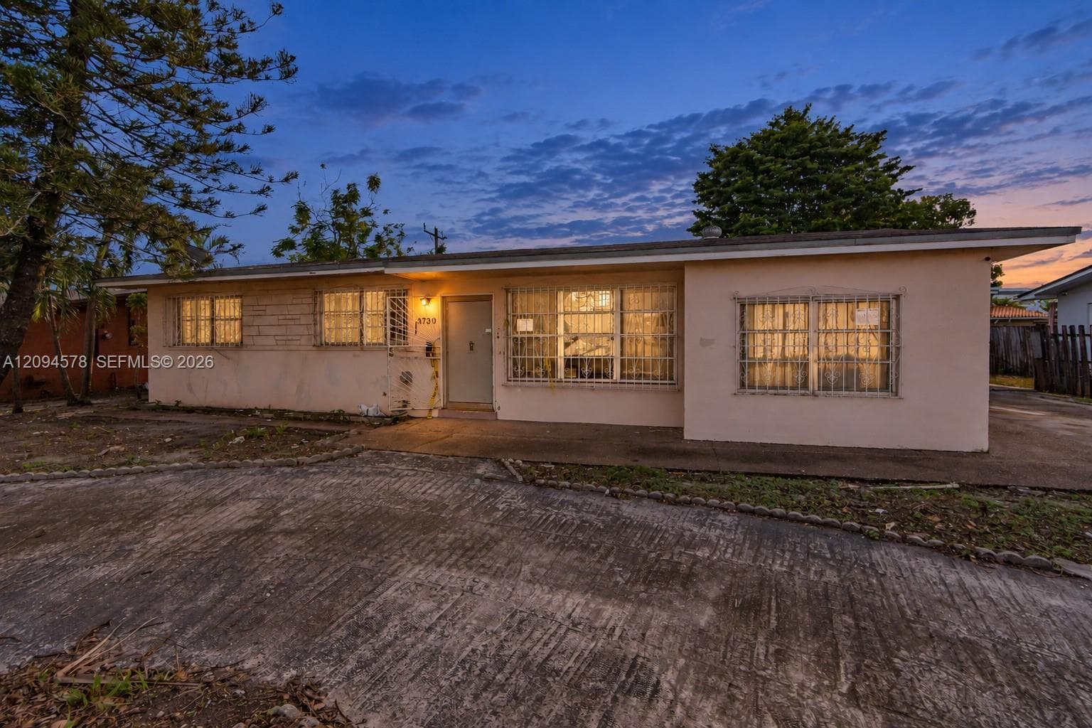 4730 W 8th Ave, Hialeah FL 33012 - Hialeah, FL - Photo 1