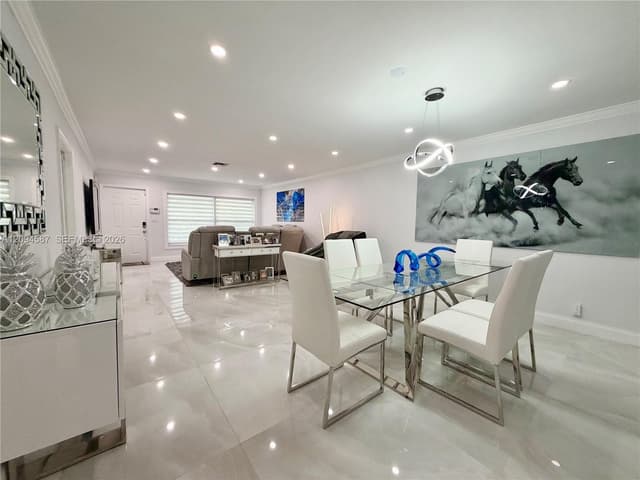 520 NW 46th St, Deerfield Beach FL 33064 - Deerfield Beach, FL - Photo 4