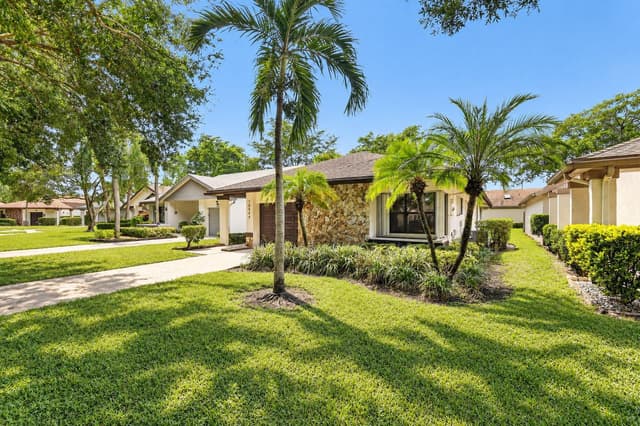 10549 Fern Tree Way, Boynton Beach FL 33436 - Boynton Beach, FL - Photo 3