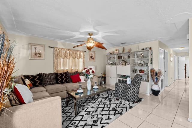 524 NW 9th Avenue, Boynton Beach FL 33435 - Boynton Beach, FL - Photo 6