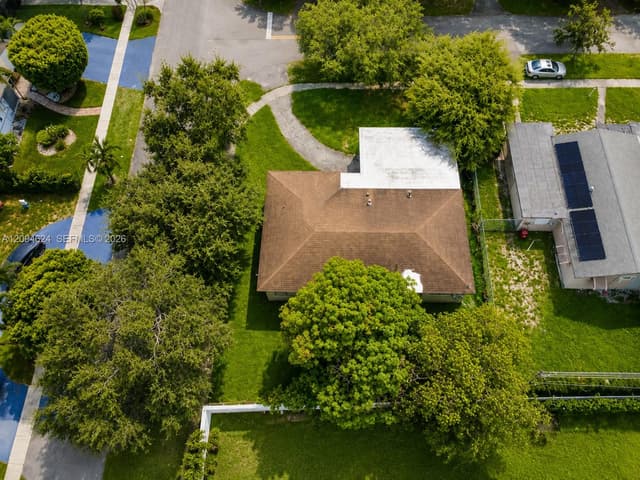 50 NE 132nd Ter, North Miami FL 33161 - North Miami, FL - Photo 4
