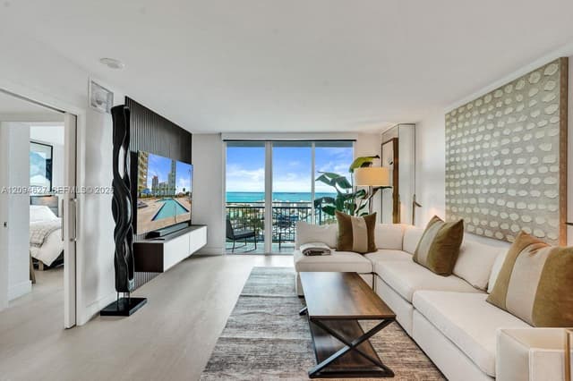 90 Alton Rd # 2407, Miami Beach FL 33139 - Miami Beach, FL - Photo 2
