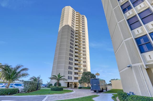 2800 N Ocean Drive # 22A, Riviera Beach FL 33404 - Riviera Beach, FL - Photo 2