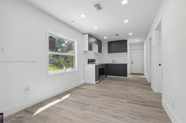 1063 NW 55th Ter, Miami FL 33127 - Miami, FL - Photo 5
