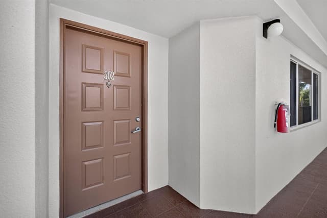 801 SW 141ST Avenue # 302O, Pembroke Pines FL 33027 - Pembroke Pines, FL - Photo 6