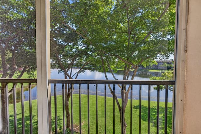 801 SW 141ST Avenue # 302O, Pembroke Pines FL 33027 - Pembroke Pines, FL - Photo 3
