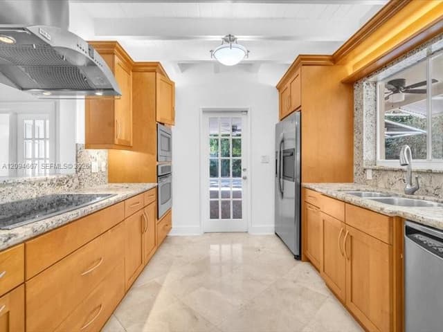 1232 NE 88th St, Miami FL 33138 - Miami, FL - Photo 5