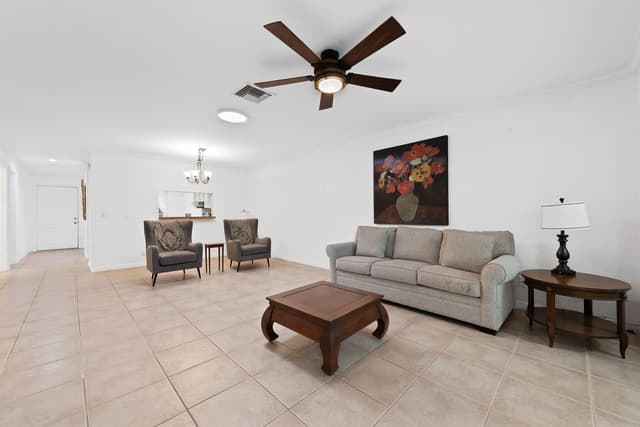 143 SE 7th Street, Deerfield Beach FL 33441 - Deerfield Beach, FL - Photo 4