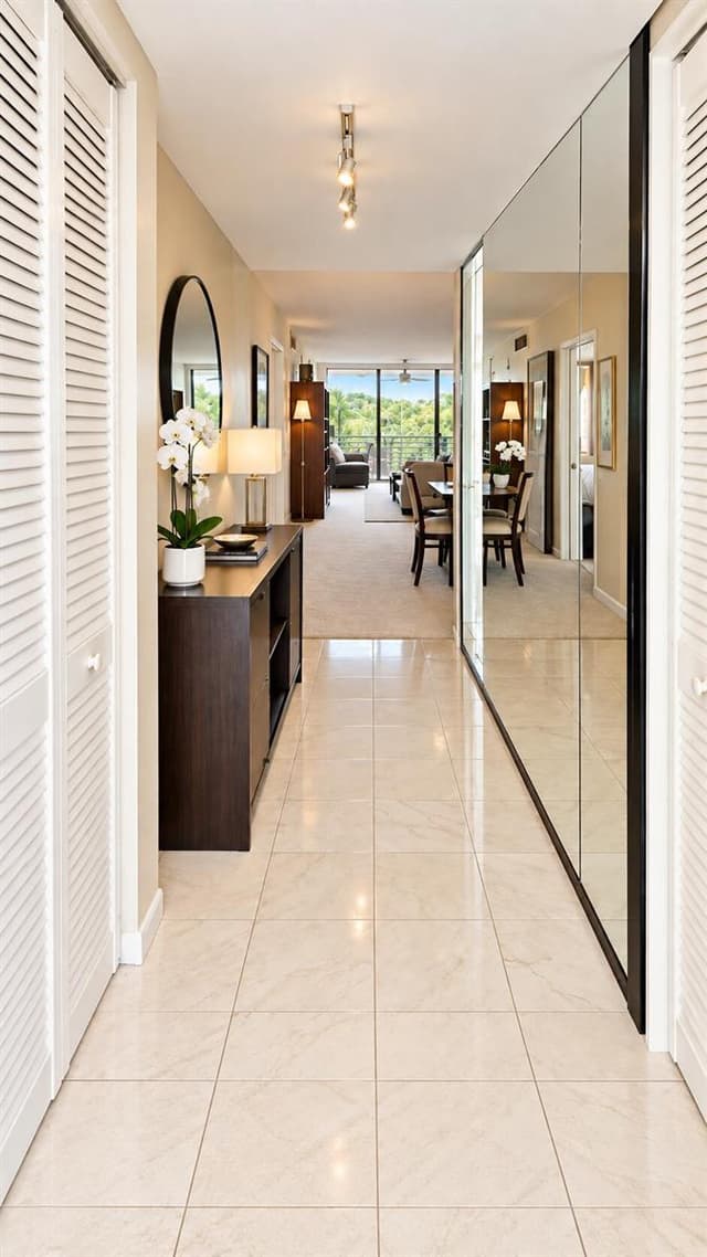3510 OAKS Way # 408, Pompano Beach FL 33069 - Pompano Beach, FL - Photo 2