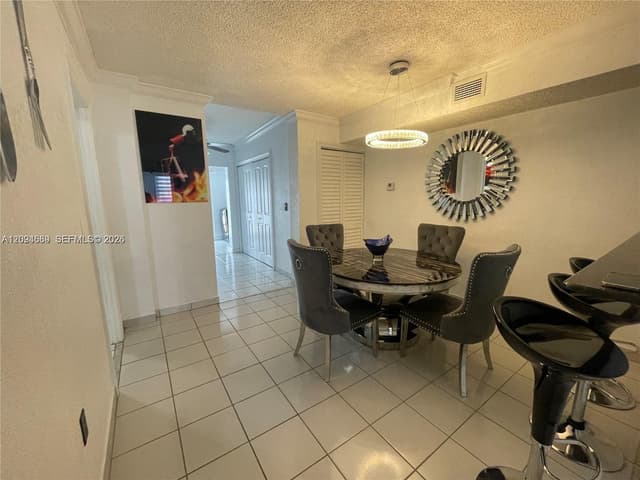 961 W 37th Ter # 30, Hialeah FL 33012 - Hialeah, FL - Photo 6
