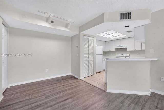 2005 SE 10th Ave # 407, Fort Lauderdale FL 33316 - Fort Lauderdale, FL - Photo 4
