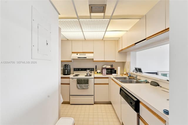 10253 NW 9th St Cir # 6, Miami FL 33172 - Miami, FL - Photo 3